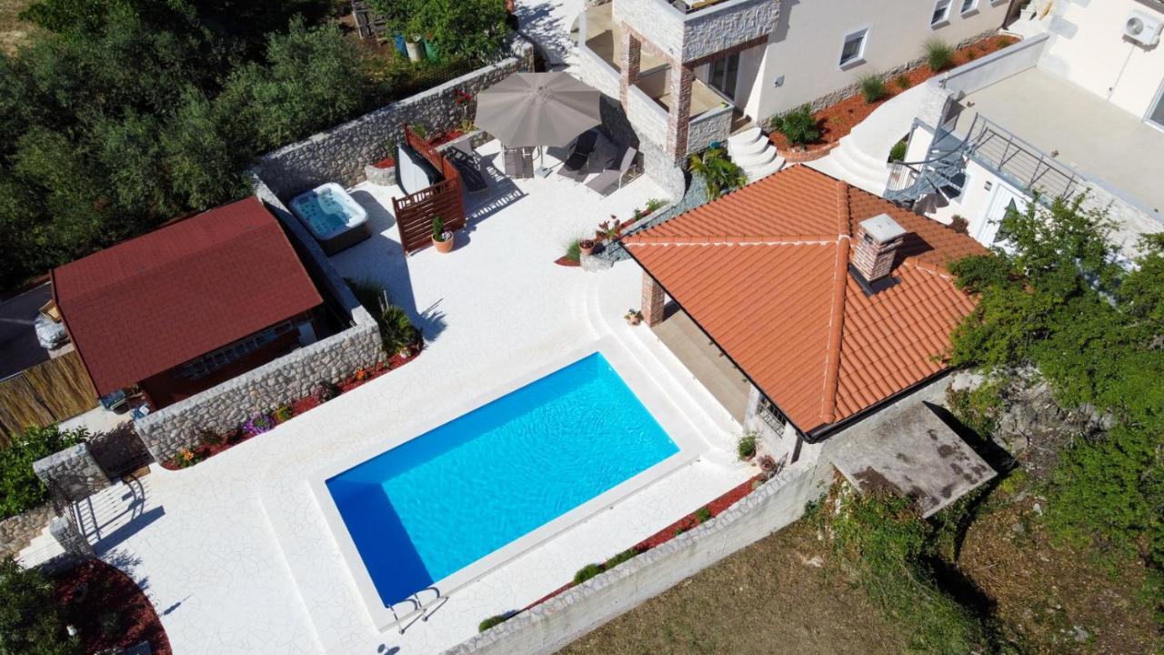 Holiday - Therapy Bajcici Dış mekan fotoğraf